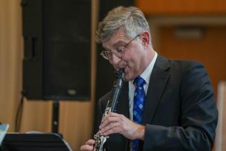 Scott Wright (Associate Professor of Clarinet)